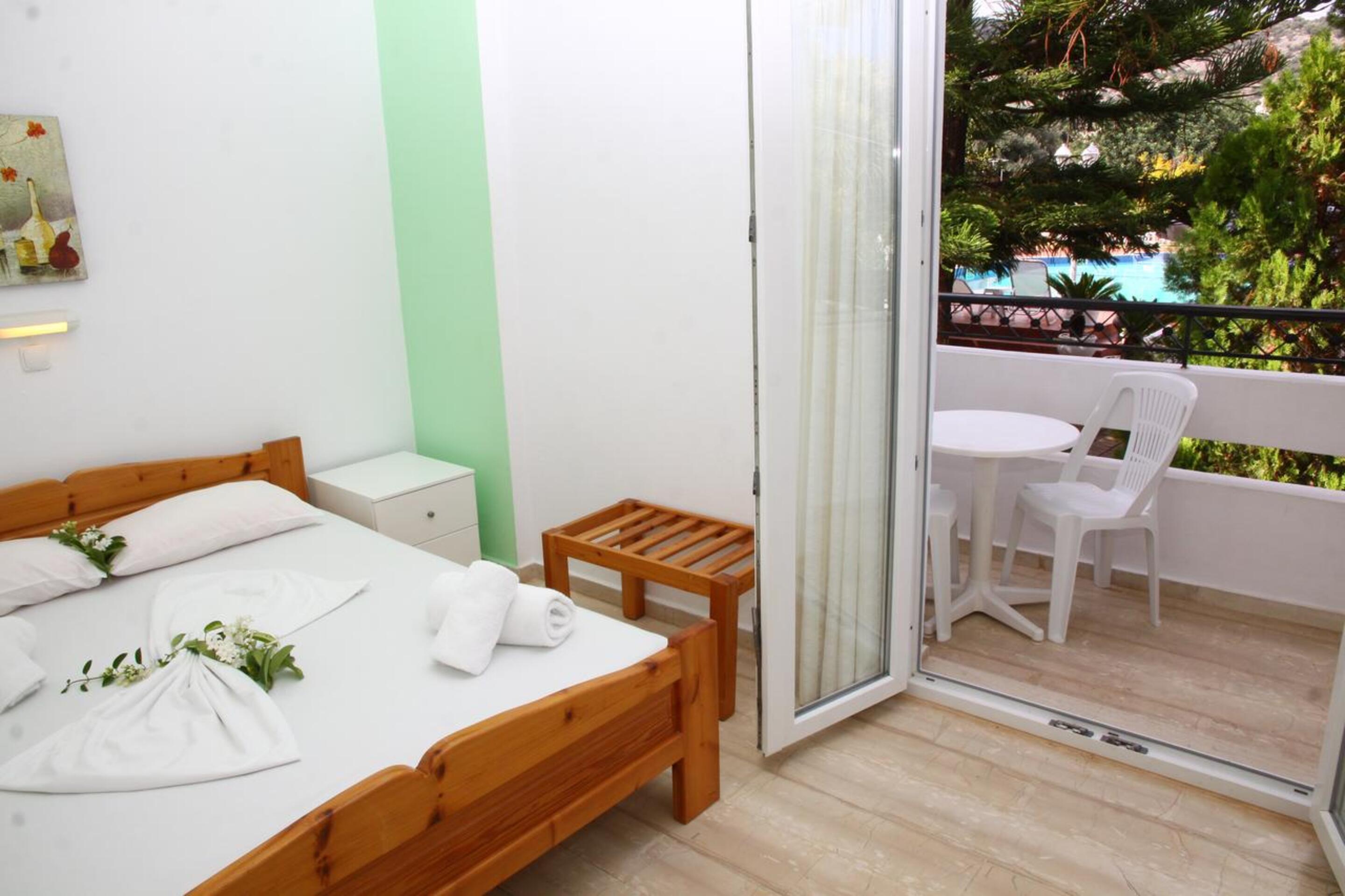 Aparthotel Nikos
