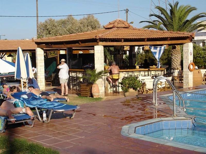 Nikos Aparthotel