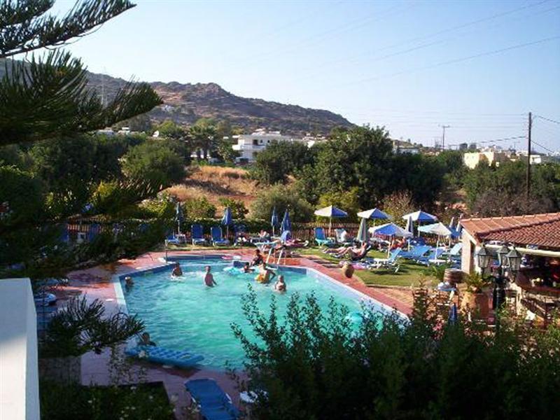 Nikos Aparthotel 4*
